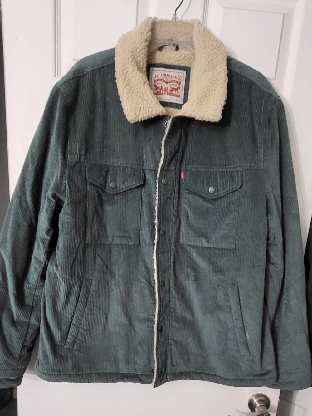 Levi’s -Men's - Sherpa‑Lined Corduroy Trucker Jacket – Green – Size L